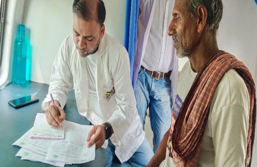 SBI Sanjeevani Clinic on Wheels Image 55